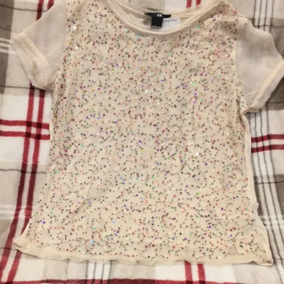Gorgeous Rainbow Sequin Top Holiday Dazzler H&M Size XS NWT raw edge sleeves - Picture 6 of 16